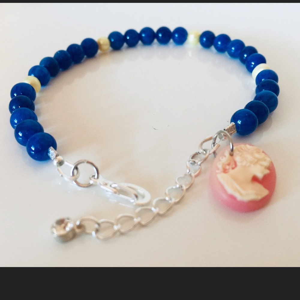 Bead bracelet